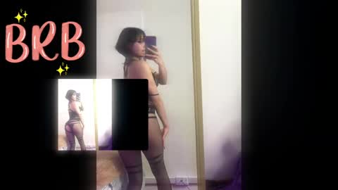 Snapshot of escarlett_wii chatting on February 10, 12:08 pm SCARLETT online show from February 10, 12:08 pm