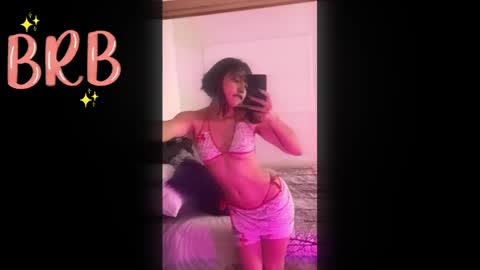 Snapshot of escarlett_wii chatting on March 9, 1:59 pm SCARLETT online show from March 9, 1:59 pm