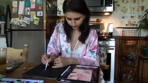 esimaralda online show from June 12, 9:12 pm