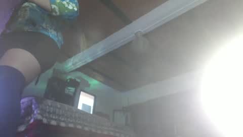 Snapshot of eskelaswd chatting on December 5, 10:34 pm Eskela911 online show from December 5, 10:34 pm