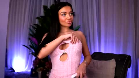 Esme online show from March 10, 8:34 pm