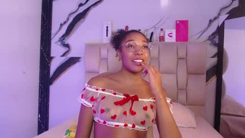 esmeralda_bk online show from May 28, 1:58 am
