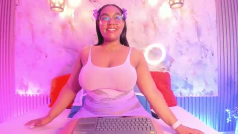 esmeralda online show from February 26, 9:22 am