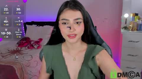 Esmeralda online show from May 12, 3:52 pm