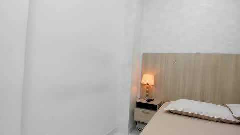 Esmeralda online show from January 18, 7:21 pm