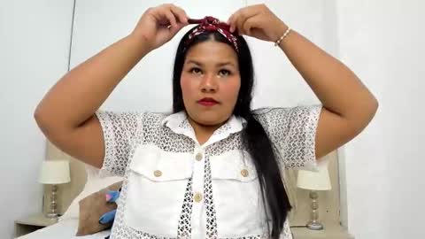 Esmeralda online show from November 19, 7:14 pm