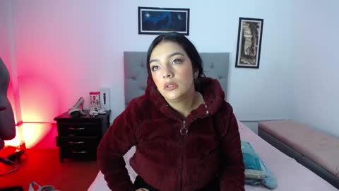 Perla online show from October 10, 7:02 am