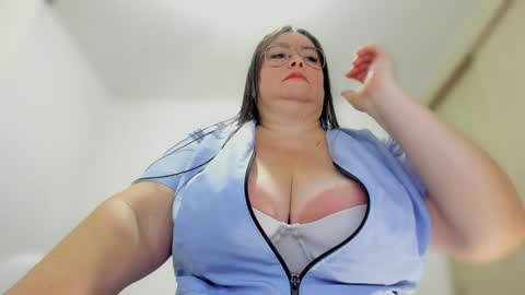 Esmeralda online show from December 23, 10:55 pm
