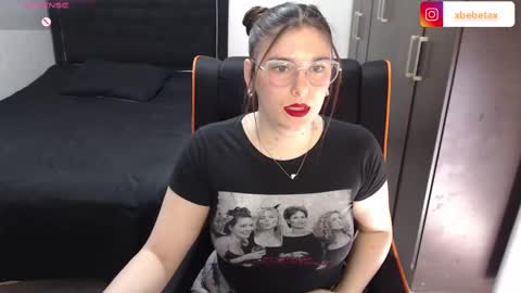 Snapshot of espagamer5 chatting on October 29, 6:10 pm Xbebetax online show from October 29, 6:10 pm