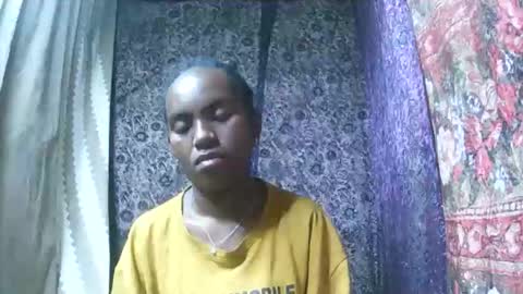 Snapshot of estanie chatting on October 16, 6:49 am estanie online show from October 16, 6:49 am