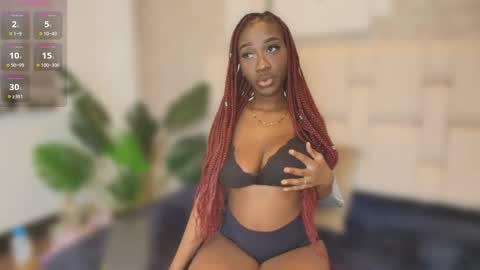 Snapshot of estefanyy_ chatting on March 10, 11:45 am estefany online show from March 10, 11:45 am