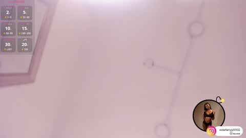 Snapshot of estefanyy_ chatting on September 19, 2:38 pm estefany online show from September 19, 2:38 pm