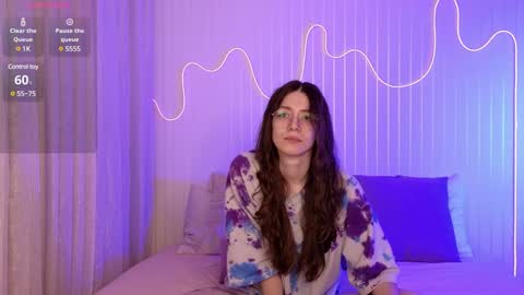 Ester online show from December 9, 7:39 pm