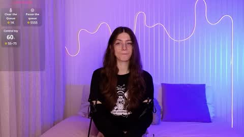 Ester online show from December 11, 7:57 pm