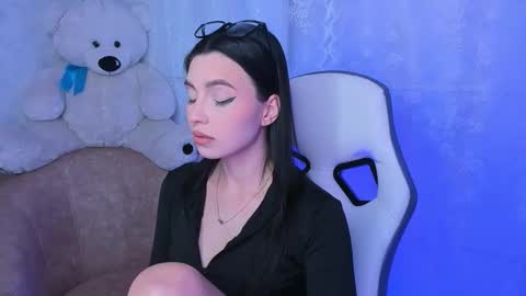 Ester online show from October 7, 10:47 pm