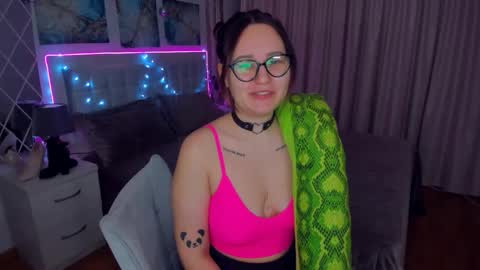 Odelia online show from December 31, 5:44 am