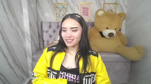 Snapshot of esther_toro_b chatting on September 15, 12:46 pm esther_toro_b online show from September 15, 12:46 pm