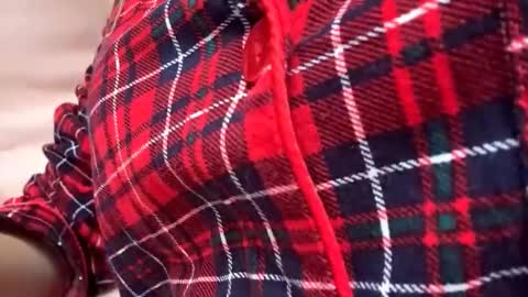 Snapshot of eugenakhouri chatting on September 21, 6:34 am Lana online show from September 21, 6:34 am