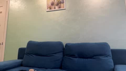 Snapshot of eugenakhouri chatting on October 9, 5:22 am Lana online show from October 9, 5:22 am