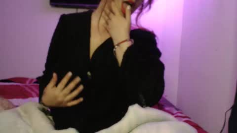 Eula Ponce  online show from January 12, 5:45 am