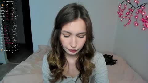 Tiia online show from April 16, 7:13 pm