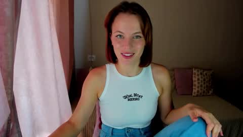Snapshot of eva_aaaa chatting on September 10, 10:04 am eva_aaaa online show from September 10, 10:04 am
