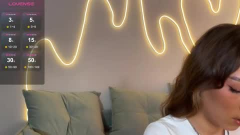 Snapshot of eva_collins_x chatting on October 15, 2:25 am Eva online show from October 15, 2:25 am