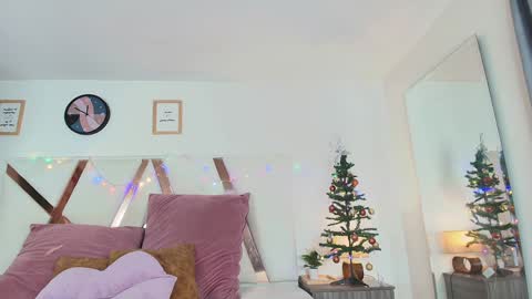 EVA DAEMON  online show from December 24, 11:28 am