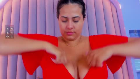 EVA DAEMON  online show from January 25, 11:46 am