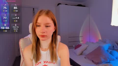 Eva Davis online show from December 4, 2:09 am