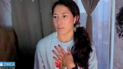 eva delight online show from October 6, 11:05 am