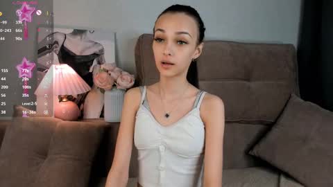 Snapshot of eva_doncray chatting on March 6, 12:30 pm Eva online show from March 6, 12:30 pm