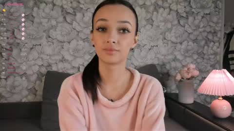 Snapshot of eva_doncray chatting on December 9, 2:17 pm Eva online show from December 9, 2:17 pm