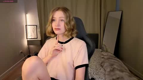 eva hamilton online show from May 22, 9:29 am