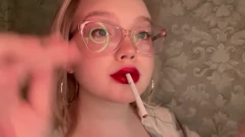 eva_kittenn online show from September 21, 8:07 pm