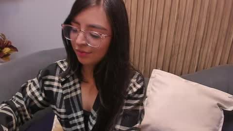 Angelinne online show from December 4, 3:26 am
