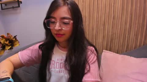 Angelinne online show from January 8, 2:46 am