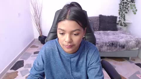 Eva  online show from January 5, 7:50 pm