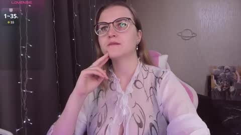 Snapshot of eva_orchid chatting on October 28, 10:21 am Eva online show from October 28, 10:21 am