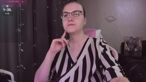 Eva online show from December 3, 11:23 am