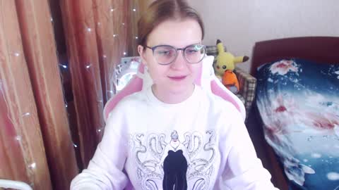 Eva online show from December 7, 6:48 pm