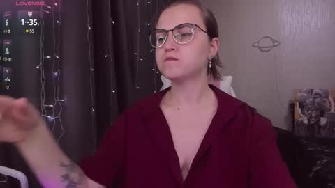 Snapshot of eva_orchid chatting on October 12, 1:02 pm Eva online show from October 12, 1:02 pm