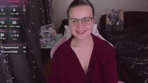 Snapshot of eva_orchid chatting on October 18, 10:51 am Eva online show from October 18, 10:51 am