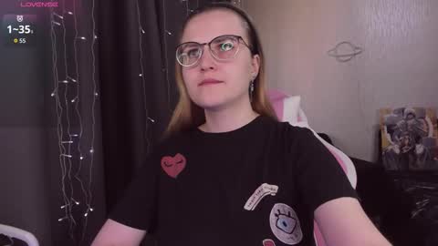 Snapshot of eva_orchid chatting on October 7, 11:47 am Eva online show from October 7, 11:47 am