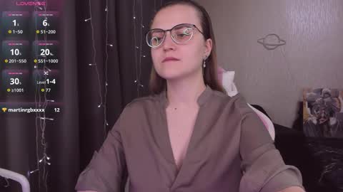 Snapshot of eva_orchid chatting on October 25, 11:07 am Eva online show from October 25, 11:07 am