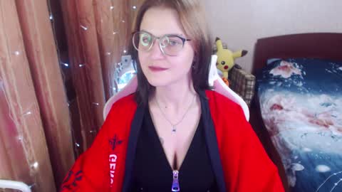 Eva online show from December 10, 7:43 pm