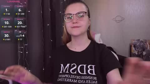 Snapshot of eva_orchid chatting on October 8, 11:47 am Eva online show from October 8, 11:47 am