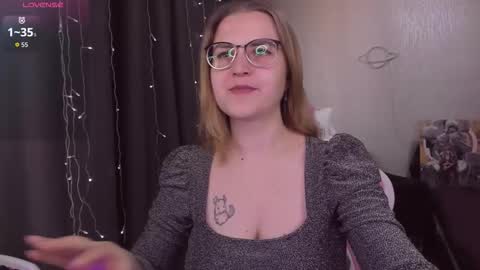 Snapshot of eva_orchid chatting on October 1, 11:37 am Eva online show from October 1, 11:37 am