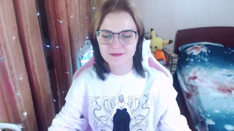 Eva online show from December 6, 6:28 pm