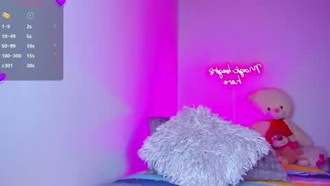 Snapshot of eva_shinee_ chatting on January 15, 11:00 am Eva Shinee online show from January 15, 11:00 am